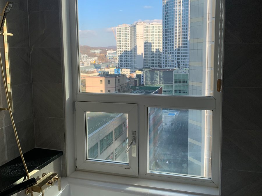 동양파라곤 아파트 창문썬팅 시공 완료